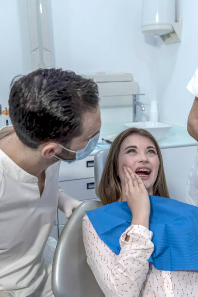 Best Orthodontic Emergency Dentist in Lake Erie Beach, NY